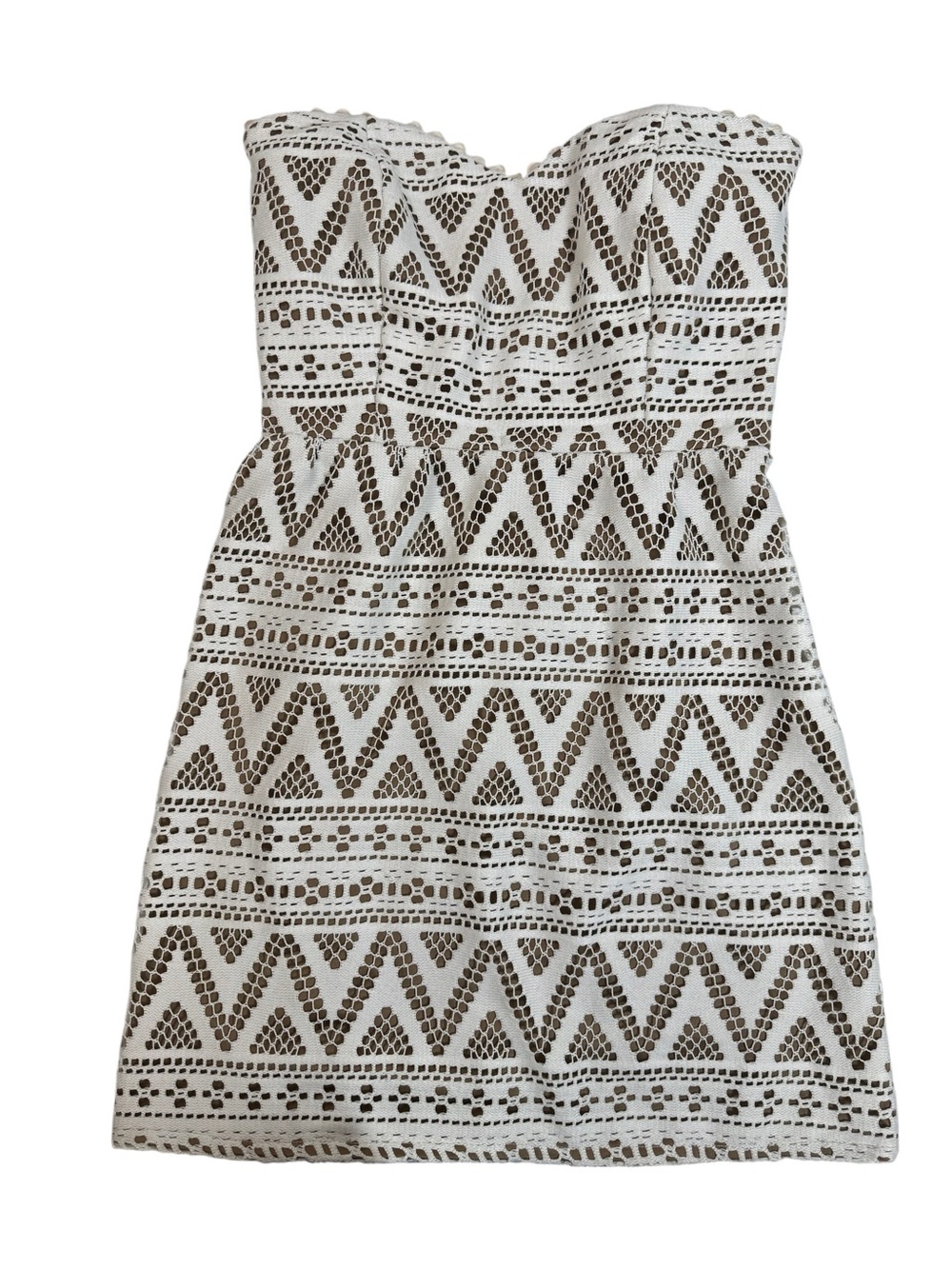 Judith March Strapless Chevron Lace Mini Dress
Size M